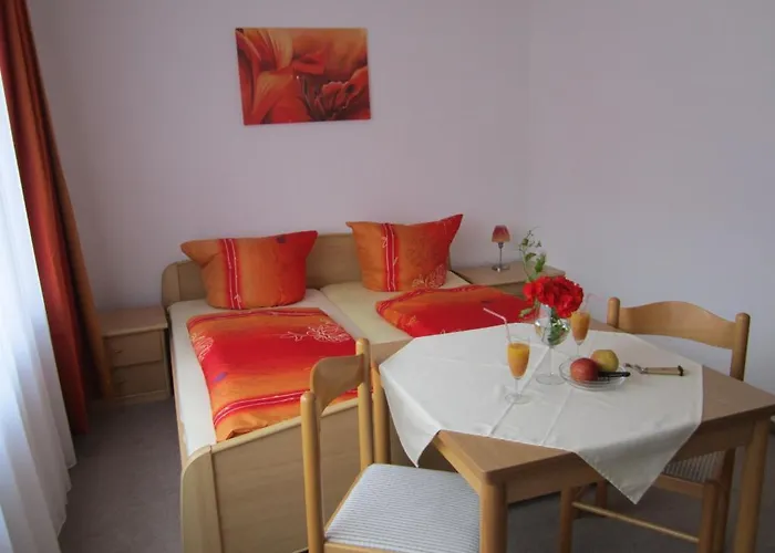 Zum Rittersprung Szálloda 2*